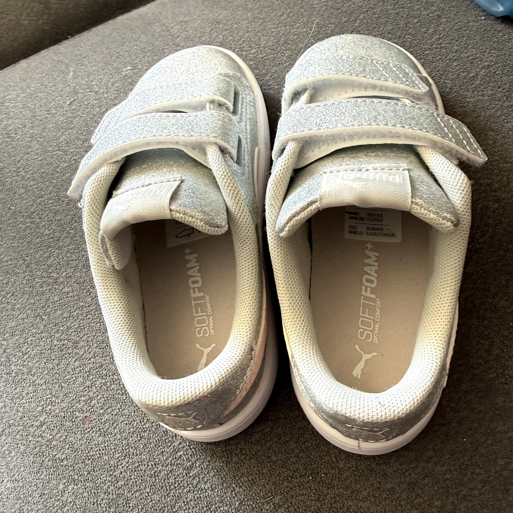 Puma Kids Silver Glitter Hook-and-Loop Sneakers